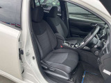 運転席も広々、ドライブも楽しめますね♪実際お座りいただくのが、分かりやすいと思います。お気軽にご来店ください!