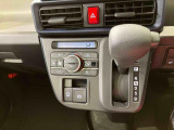納車前にはプロのメカニックが、各部の点検を行います。ディーラーにしか出来ない品質、そしてサービスできっと満足していただけると思います!