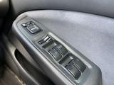 ☆クルマ買ったらエンジンオイル無料のテクノオートリアルです。納車時より走行距離4000キロ又は6ヶ月に一回のペースでご来店していただければ、エンジンオイル交換が無料です!工賃・オイル代金が0円!