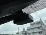 ドライブレコーダ搭載してます。万が一の時に活躍してくれます。