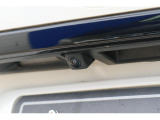リヤカメラ付きで駐車も楽々、後方の映像を確認でき安心です