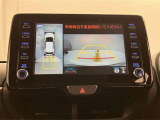 いまや必須装備「ナビゲーション」搭載!知らない場所にスイスイッとドライブ。もう、これなしではハンドルを握れませんね!でも運転中の操作は危険ですのでご注意ですね☆