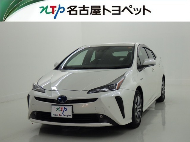 トヨタ プリウス 