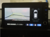 バックカメラ搭載です!車庫入れが苦手な人はもちろん、車両感覚に自信がある人にもお勧めです!見えない箇所が見えるようになるので、低い障害物や隠れてしまっている子供の存在等にも気付く事が出来ます。