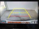 バックガイドモニターで駐車も安心