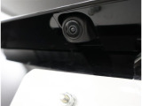 バックカメラが付いているので後方確認が非常にしやすいです。今や運転初心者も熟練者も必須装備!ついていて損はないですね♪