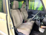 運転席シート廻りは使用感も少なく、良好な状態となっています。丁寧に使われていたことがよくわかりますね。