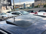 【ムーンルーフ】開放感たっぷりの希少装備、ムーンルーフが装着されています!車内に明かりを取り入れたり景色を楽しむ以外にも、車内の空気も簡単に換気できて快適です!