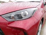 シンプルなものが使いやすいですね!LEDと違い熱を持つので、降雪時などはヘッドライトに積もった雪も溶かしてくれます。