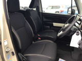 それぞれの分野のプロがお車の悩みや疑問に親身になって対応させていただきます。