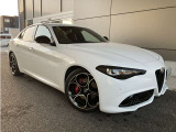 AlfaRomeo独自に開発したFRレイアウトプラットフォーム「Giorgio(ジョルジオ)」 スポーツ性能と快適性を両立を実現しております。