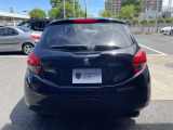 フランス車ならではのリアデザイン。
