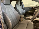 Audi認定中古車ならではのクオリティ、高度な訓練・教育を受けた専門のメカニックがご納車前に100項目にも及ぶ精密な点検を行います!