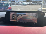 バックカメラで車庫入れをサポートします!