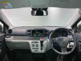 納車前にはプロのメカニックが点検、整備を行いますので安心してお乗り頂けます!!