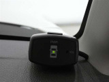 コーナーセンサーを車の前後に装備。障害物までの距離に応じて警告音を変えてお知らせ。縦列駐車時や駐車場・車庫などでの取り回しをサポートします。詳細は販売店スタッフまでおたずねください。