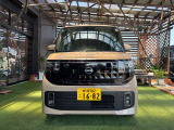 仕入れから修理・車検・販売まですべて自社一貫作業です。自社保証も付いていますので安心してお乗りいただけます。