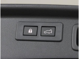メーカーオプションのパワーリヤゲート付き!ワンタッチでリヤゲートの開閉ができます!