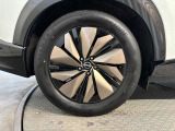 タイヤサイズは235/55R19です♪