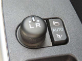 こちらのルーミーはオートミラー付き!うっかり閉じ忘れの無いように、鍵を閉めるとミラーも閉じ、エンジン掛ければミラーが開きます!あると便利なんです♪