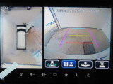 車両を上から見たような映像をディスプレイオーディオ画面に表示するパノラミックビューモニター