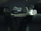 ドライブレコーダー装備:車の走行中の主に外観を中心に記録する撮影機材です!交通事故発生時の責任の所在を明確にしたり、観光等を記録するのにも役立ちます!