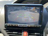 バックガイドモニターで、後方を確認しながら安心して駐車することができます。運転初心者も熟練者も必須の機能ですよ!