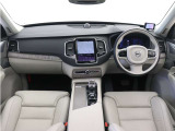 ボルボのフラッグシップモデル、プレミアム・7シーターSUV XC90。Googleを搭載し、ラグジュアリーを極めたSUVで、至福の時をお過ごしください。