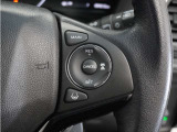 ◆アダプティブクルーズコントロール◆予め設定した車速内でクルマが自動的に加減速。前走車との適切な車間距離を維持しながら追従走行します。【LKAS】車線維持支援システムでステアリング操作を支援。