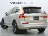 良質なスカンジナビアンデザインに全身を包まれたXC60には、控えめながら自信に満ちた、歴然とした美しさが備わっています。伝統のテールランプデザインは、変わらず安全へのこだわりが見てとれます。
