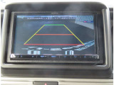 【バックカメラ装備済み】駐車の際の心強い味方!ガイドを見て確認しながら駐車できるので安全です。