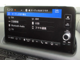 ナビゲーションはホンダコネクトディスプレイを装着しております。AM、FM、Bluetooth、フルセグTVがご使用いただけます。初めて訪れた場所でも道に迷わず安心ですね!