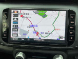 カーナビが装備されており、目的地までのルート案内や渋滞情報の確認がスムーズに行えます。