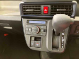 納車前にはプロのメカニックが、各部の点検を行います。ディーラーにしか出来ない品質、そしてサービスできっと満足していただけると思います!