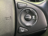 【アダプティブクルーズコントロール】高速道路での長距離走行が楽に!!自動で速度を保つクルーズコントロールが、衝突軽減システムと連携し、前方の車両を感知して車間を保つように速度調節してくれます!!
