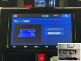 ナビ連動ETC付きです。高速道路料金所での小銭の出し入れや雨天時における窓の開け閉めなどの煩わしさが解消できます。料金所の通過もスムーズで快適ですよ。☆使用履歴表示や音声案内もしてくれます☆