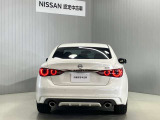 プライバシーガラスで夏場も涼しく、室内の保護にもなりますね!