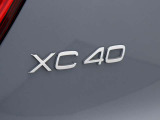 XC40エンブレム
