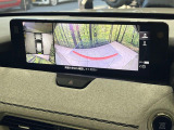 【360&deg;ビューモニター】専用のカメラにより、上から見下ろしたような視点で360度クルマの周囲を確認することができます☆死角部分も確認しやすく、狭い場所での切り返しや駐車もスムーズに行えます。