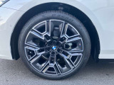 車両本体価格に保証も含まれております!BMW認定中古車ですのでご安心くださいませ! BMW Premium いわき