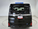 車内は家族みんなでゆったり乗れて驚くほど使いやすいです。