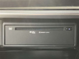 CD・DVDデッキがついております。