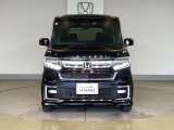 「自動車保険」と「あんしん特典」がひとつになったHondaのお店ならではの保険プランです。お客様のカーライフにより一層の安心をプラスします。