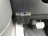 ETCが装着されています。再セットアップ後高速道路の料金所をノンストップで通過できて大変便利です。