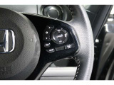 Hondaセンシングの機能のひとつ、アダプティブクルーズコントロール付!アクセルから足を離しても設定したスピードと前車との車間を保ち走行してくれます!車線維持もアシスト☆高速道路で疲労軽減ですね☆