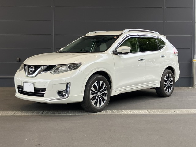 エクストレイル 2.0 モード・プレミア エマージェンシーブレーキパッケージ 4WD 3列車 
