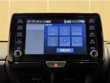 ディスプレイオーディオを装備。スマホと車をつなぐことで、これまでのナビに加えていろんなサービスが楽しめます。