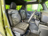 運転席シート廻りは使用感も少なく、良好な状態となっています。丁寧に使われていたことがよくわかりますね。
