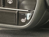 【シートヒーター】寒い日に重宝するシートヒーター!エアコンより早く温まってくれるので寒がりの人も安心ですね♪エアコンの温風は乾燥するから苦手、という方にもをおすすめです。