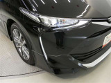 当店はお客様駐車場ももちろん完備しており、併せて新車も併設してますのでお気軽にご来店下さいませ。